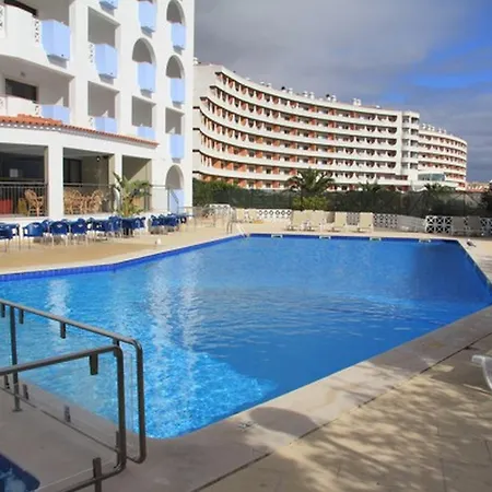 Varandas De 假日公园